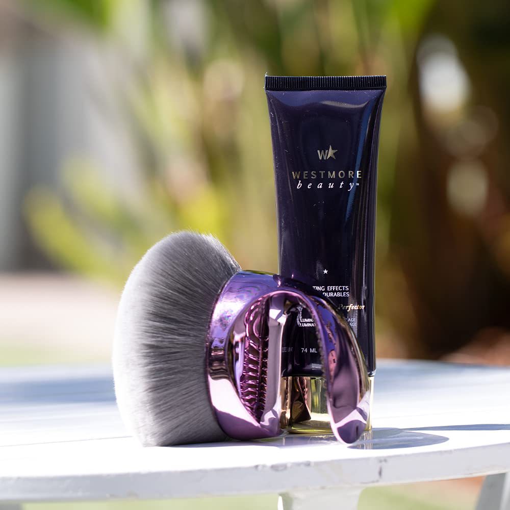 Makeup brush